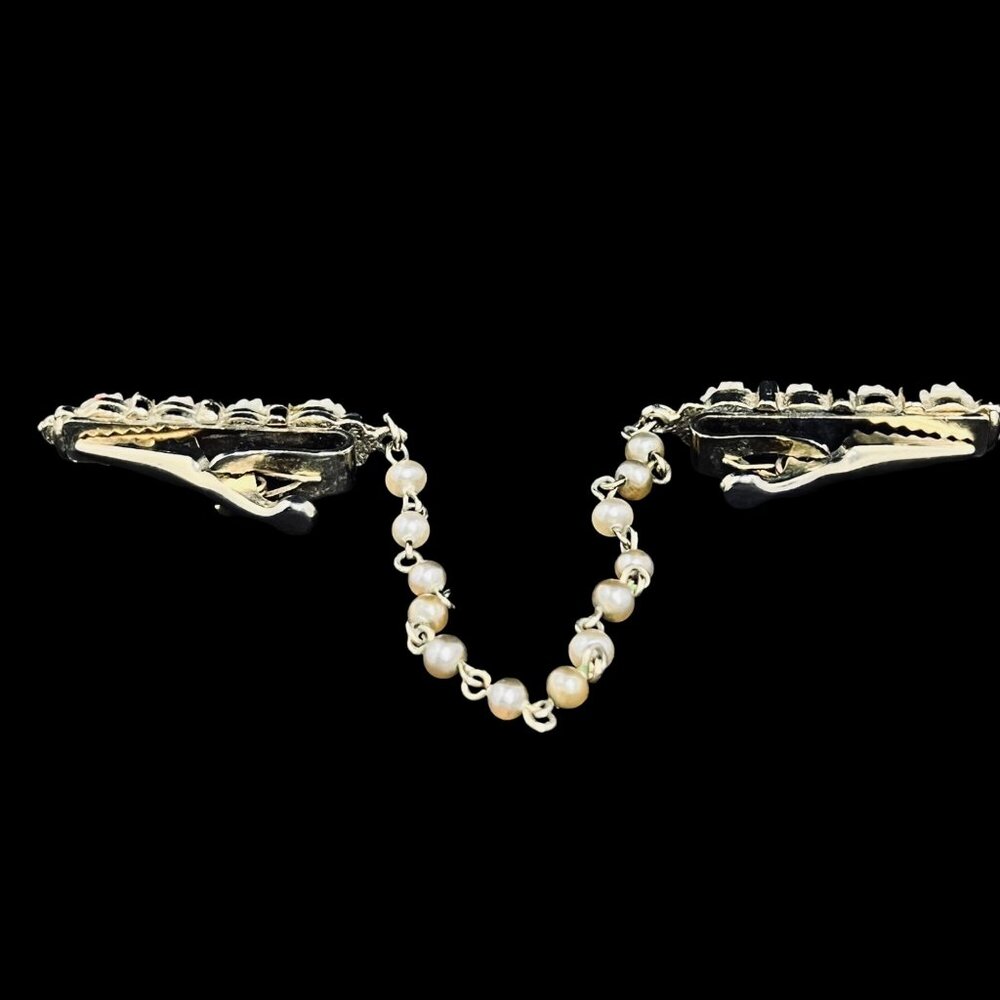 Vintage Gold Tone And Faux Pearl Sweater Clips (5333) - Picture 7 of 9